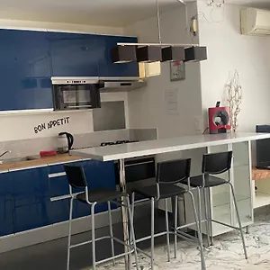  Appartement Azur Climatise, Wifi, Ascenseur A 75 M De La